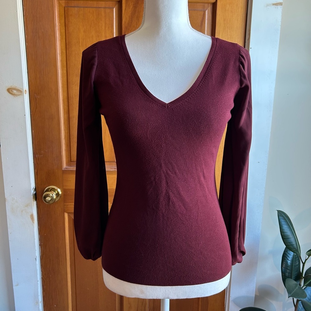White House Black Market V-Neck Burgundy Maroon Long Sleeve Top